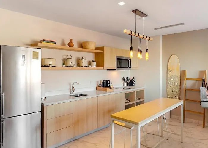 Cozy Downtown With Rooftop Pool & Arch/ocean Views Holiday home *