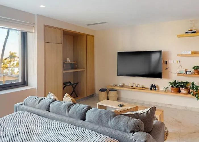 Cozy Downtown With Rooftop Pool & Arch/ocean Views Holiday home Cabo San Lucas