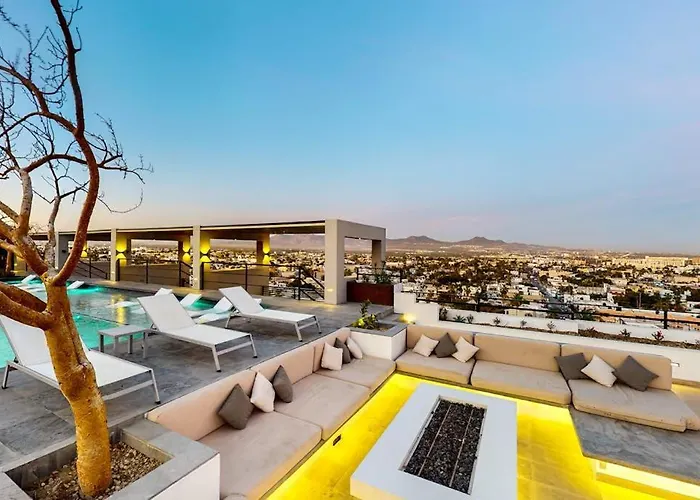 Cozy Downtown With Rooftop Pool & Arch/ocean Views * Cabo San Lucas